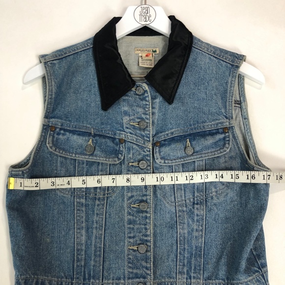 Democracy Denim Jean Vest - Picture 5 of 8